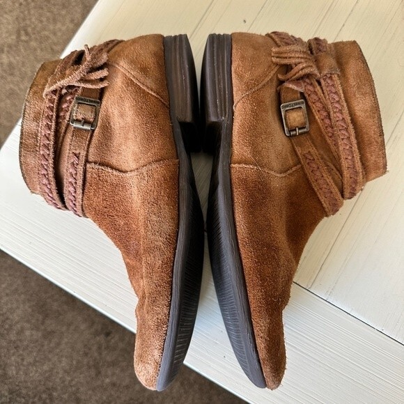 Minnetonka Women's Dixon Brown Suede Leather Boot Zip Ankle Bootie Boho Tan  10 - Picture 6 of 13